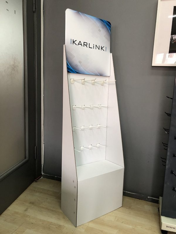 rafli-karton-stand-01