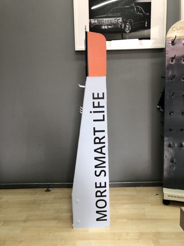 karton-stand-01